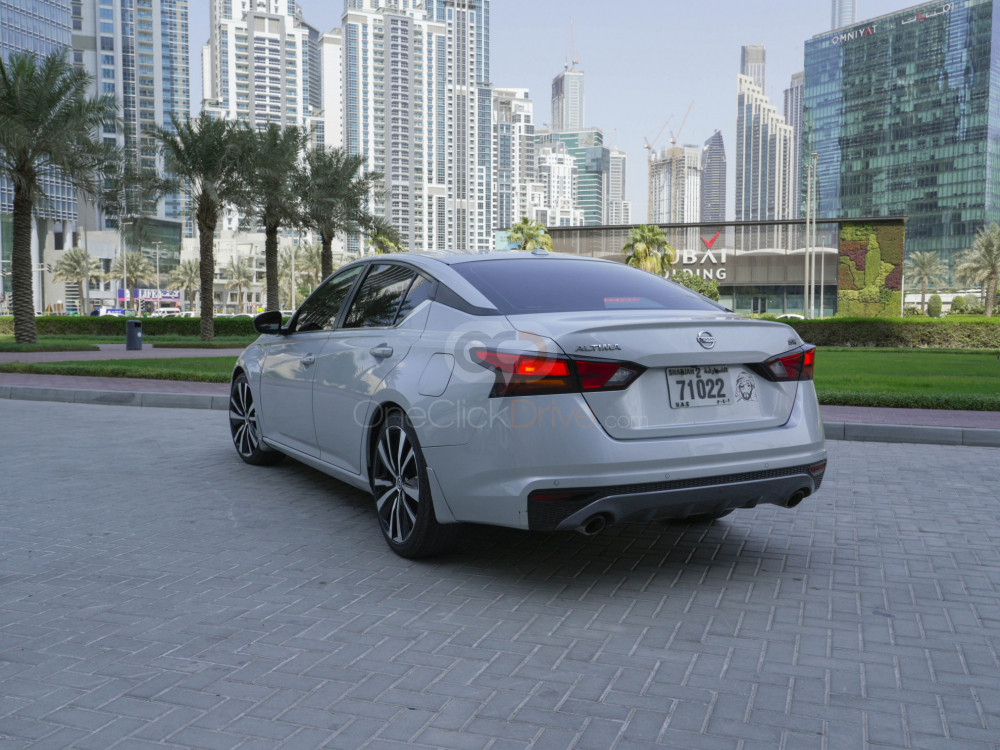 Nissan_Altima_2020_15572_15572_7894425740-1_small